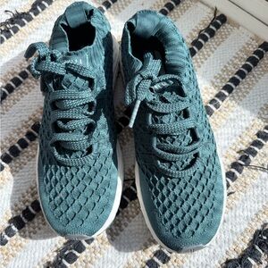 NoBull All day knit in dark teal… women’s 7.5